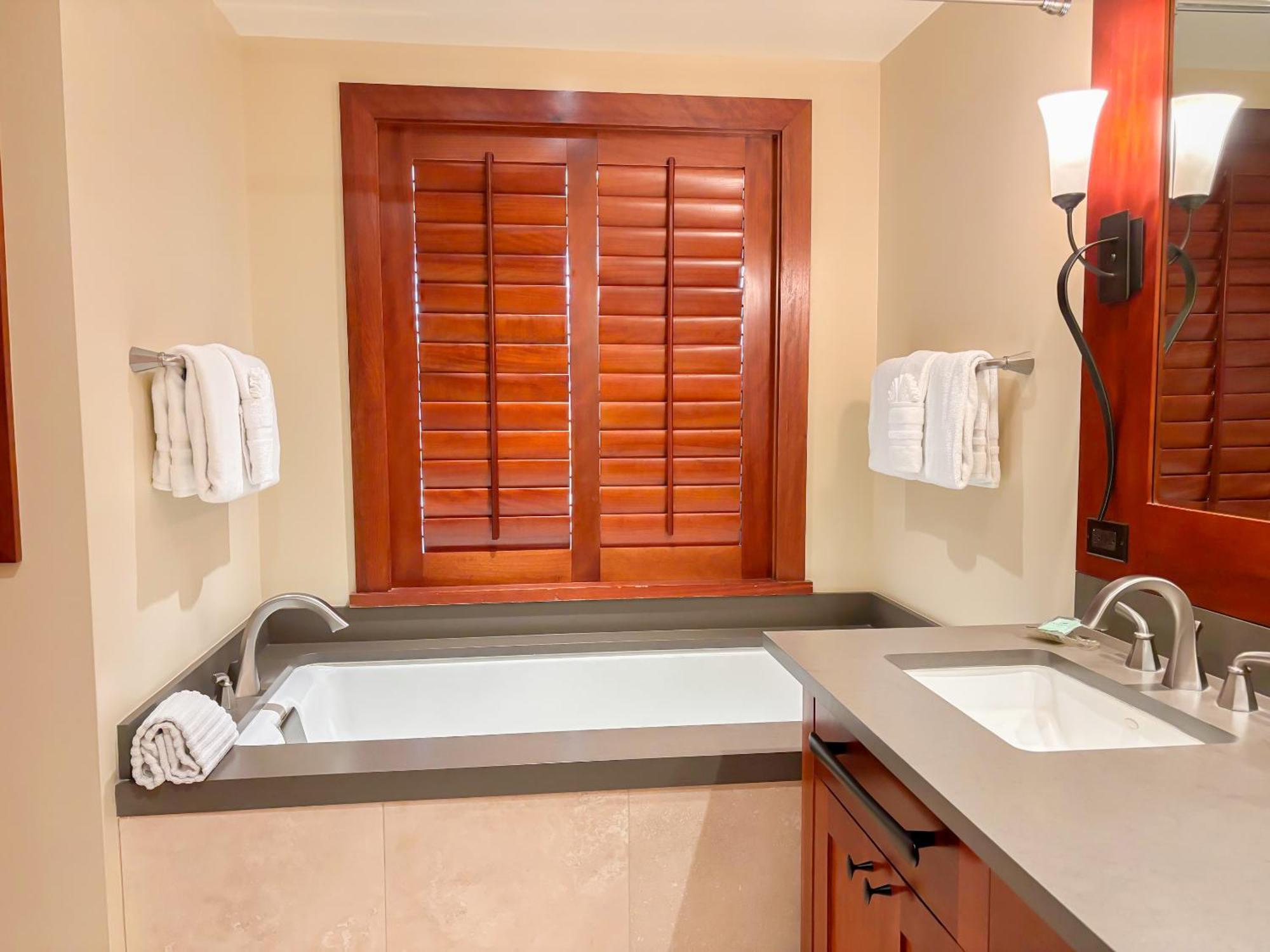 Luxury Pool Front Ko Olina Beach Rental Ground Floor B105 2Br Free Parking Kapolei Luaran gambar